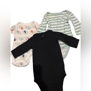 0-3m 3pc onesie bundle